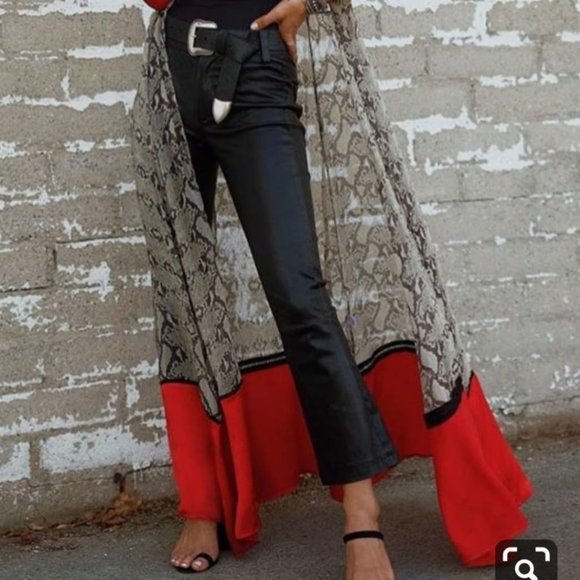 LAST ONE !ZARA Bloggers FAV. Faux Leather Leggings - Picture 4 of 9